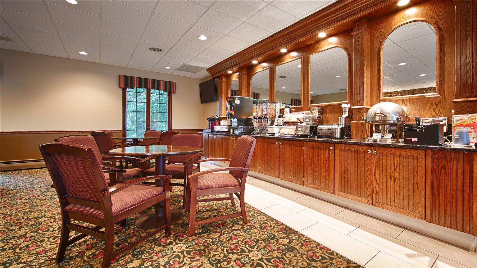 Red Roof Inn & Suites Hazleton Dış mekan fotoğraf